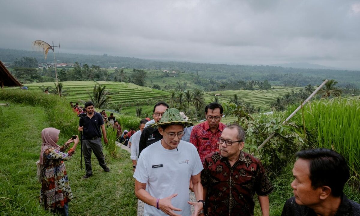 Jelang World Water Forum 2024, Menparekraf Tinjau Desa Jatiluwih Tabanan Bali