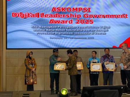 Sekda Klungkung Raih Prestasi Gemilang Dalam Ajang ADLG Awards 2025